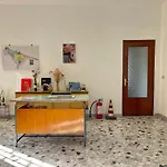 The Collector's - Station & Park View Apartament