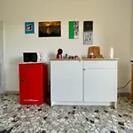 The Collector's - Station & Park View
