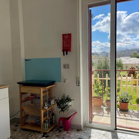 Apartman The Collector's - Station & Park View