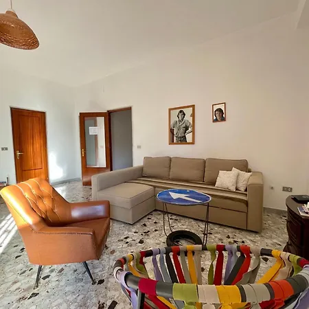 Apartamento The Collector's - Station & Park View Bari