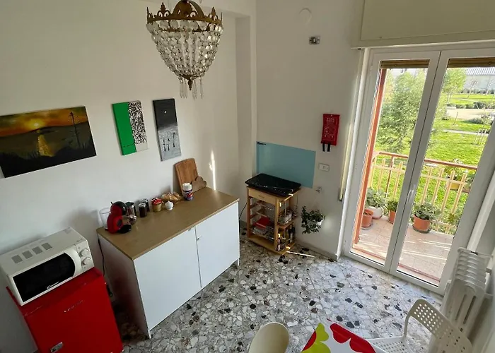 The Collector's - Station & Park View דירה בארי