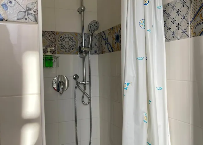 Appartamento The Collector's - Station & Park View *